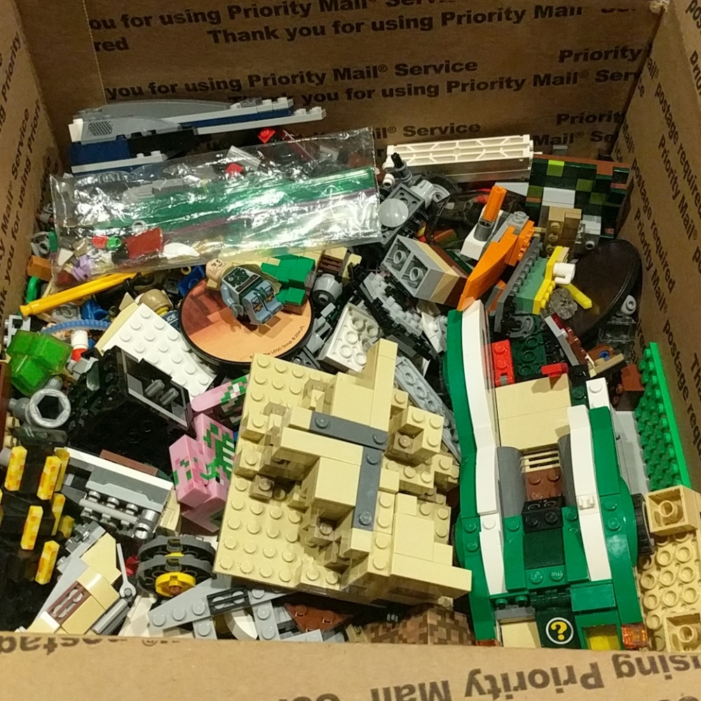 LEGOS